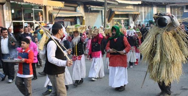 عکس نوروز خوانی در گیلان