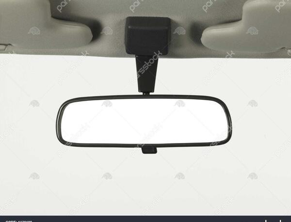 عکس آینه جلو ماشین