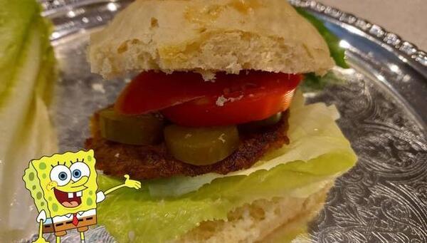 عکس باب اسفنجی و همبرگر
