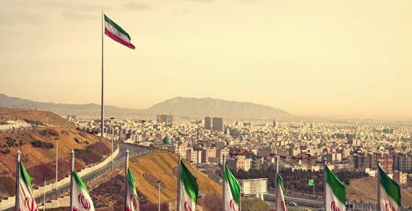 عکس پرچم ایران تهران