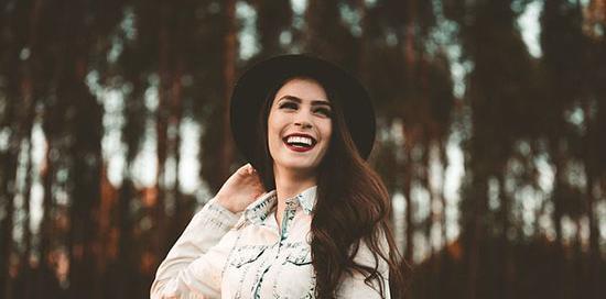 عکس دختر فیک چهره نامعلوم