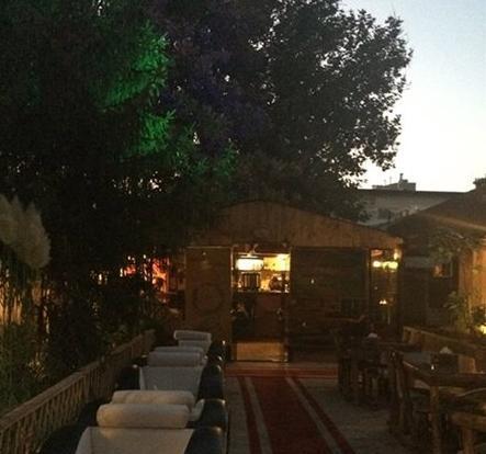 عکس کافه ونهان مهرشهر