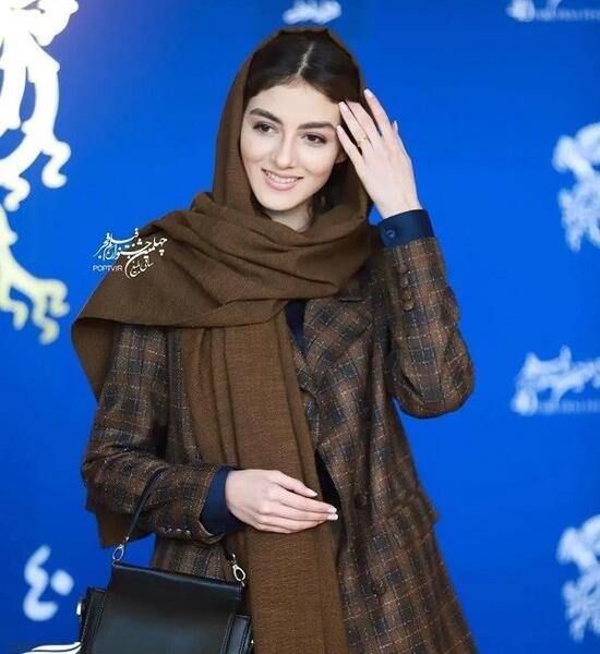 عکس پردیس پورعابدینی در جشنواره فجر