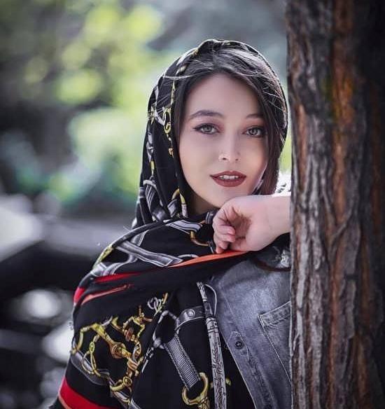 عکس بک گراند ژست