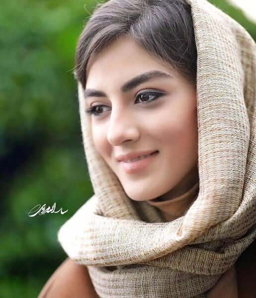 عکس هایی از پردیس پورعابدینی