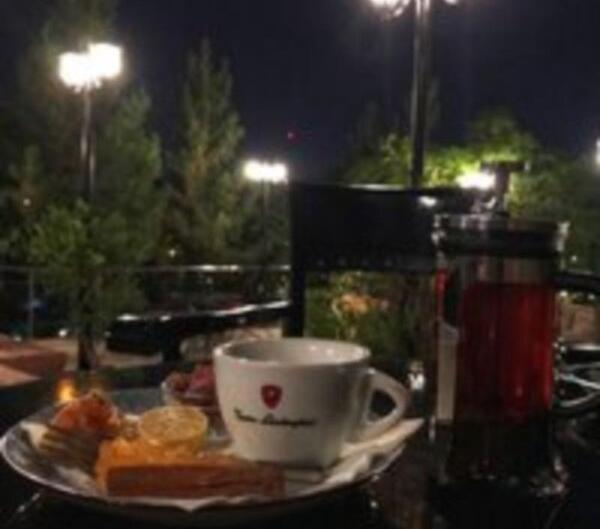 عکس کافه شب