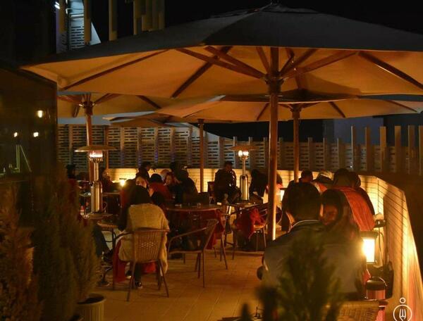 عکس کافه شب