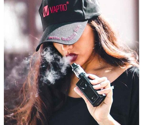 عکس پروف دخترونه با سیگار