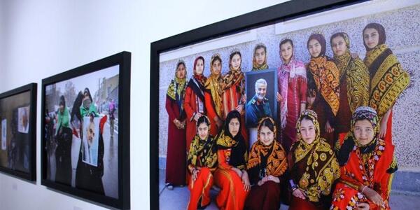 نمایشگاه عکس سرو روان