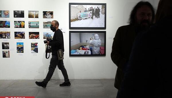 نمایشگاه عکس سرو روان