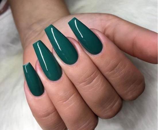 عکس کاشت ناخن رنگ سبز