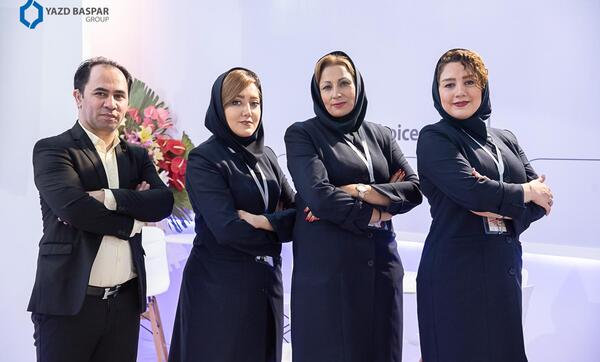 عکس نمایشگاه یزد