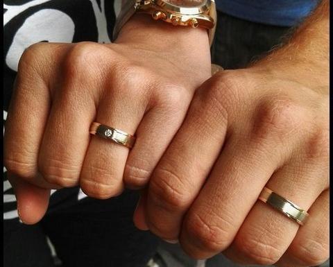 عکس حلقه توی دست