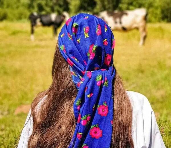 عکس پروف دختر از پشت سر