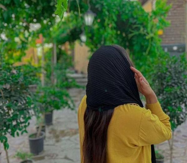 عکس پروف دختر از پشت سر