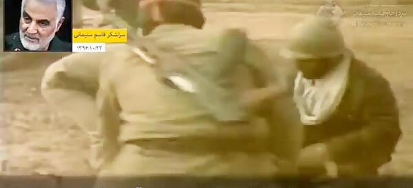 عکس حاج قاسم کنار پرچم ایران