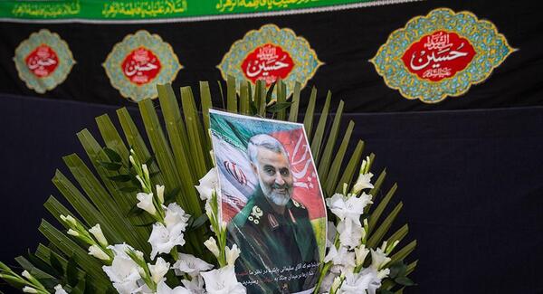 عکس حاج قاسم همراه با متن
