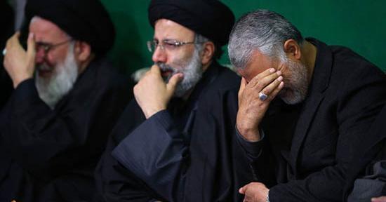 عکس حاج قاسم در عزاداری امام حسین