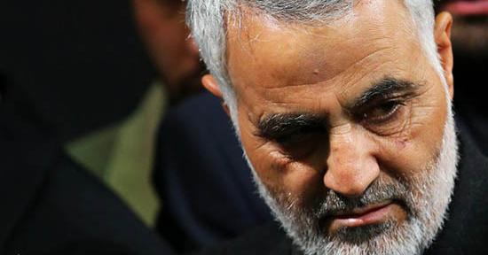 عکس حاج قاسم در عزاداری امام حسین