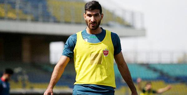 عکس شهریار مغانلو با پیراهن پرسپولیس