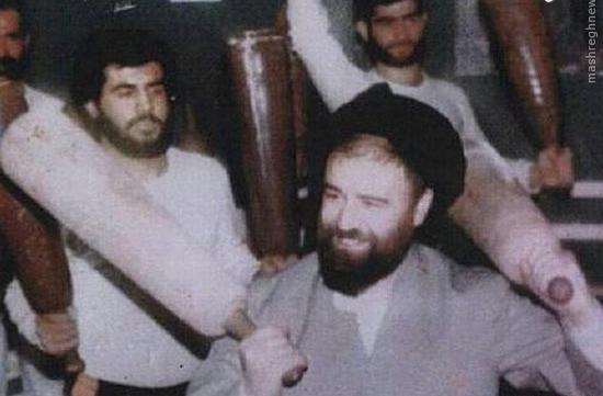 عکس حاج قاسم در زورخانه