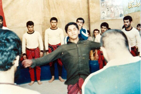عکس حاج قاسم در زورخانه