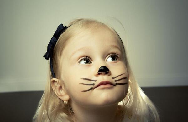 عکس نقاشی روی صورت با آبرنگ