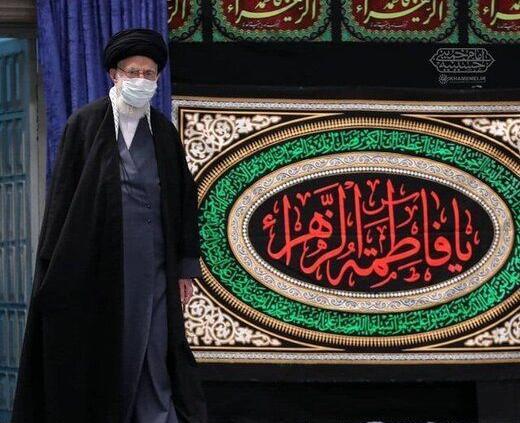عکس حاج قاسم در ایام فاطمیه