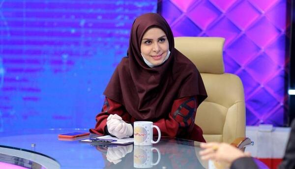 عکس مجری زن خداحافظی کرد