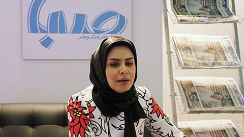 عکس مجری زن خداحافظی کرد