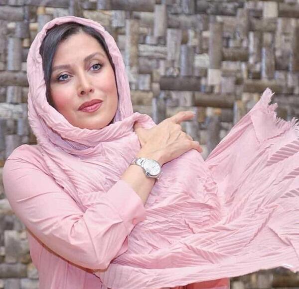 عکس مجری زن دهه 60