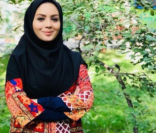 عکس مجری زن برنامه شوتبال