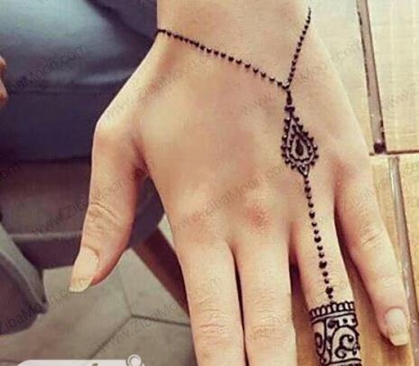 عکس حنا روی دست دخترانه ساده