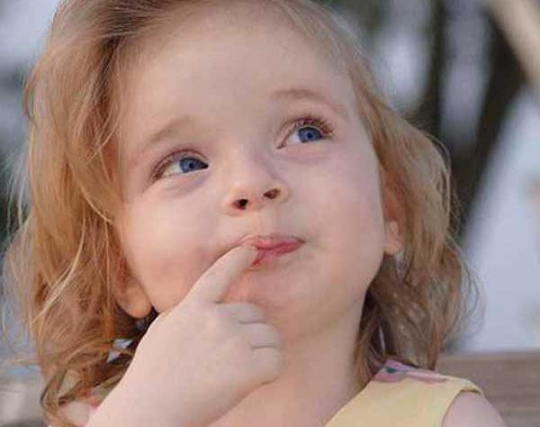 عکس دختر بچه های غمگین