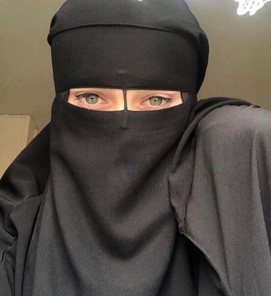 عکس دختر با حجاب نقاب