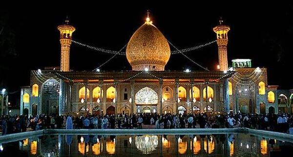 عکس ضارب حرم امام رضا با سردار سلیمانی