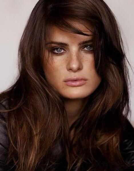 عکس رنگ مو قهوه ای شکلاتی