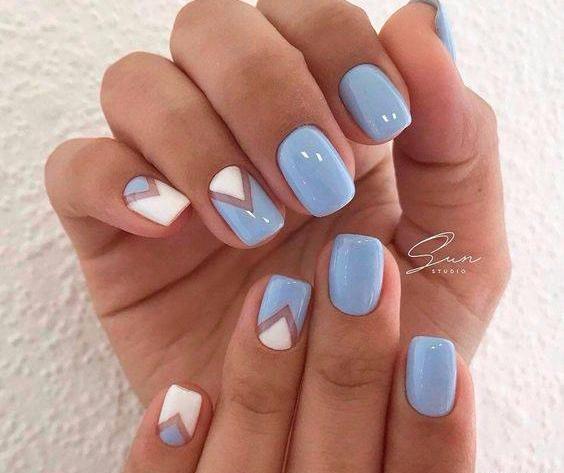 عکس طراحی ناخن ابی