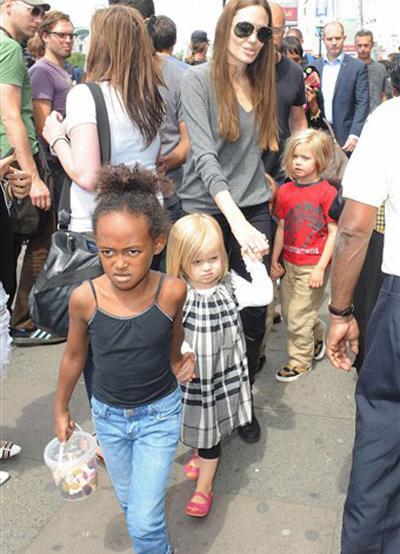 عکس بچه آنجلینا جولی