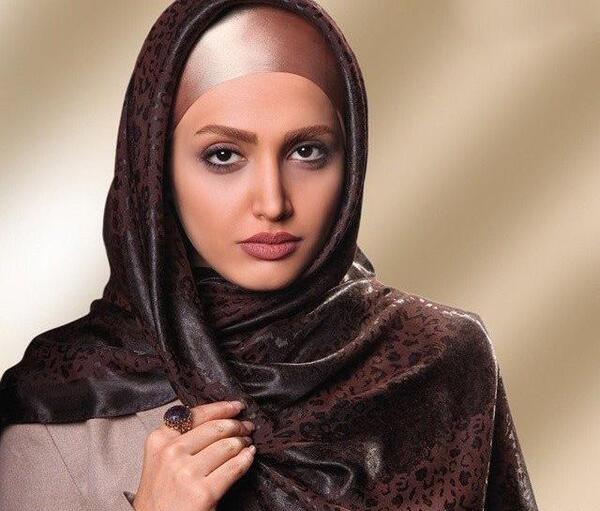 عکس دختر زیبا شال