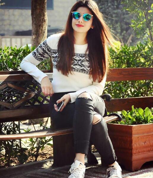 عکس ژست دخترانه خفن