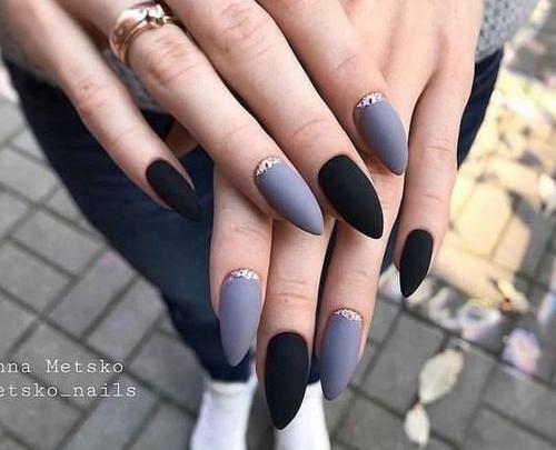 عکس طراحی ناخن قرمز و مشکی