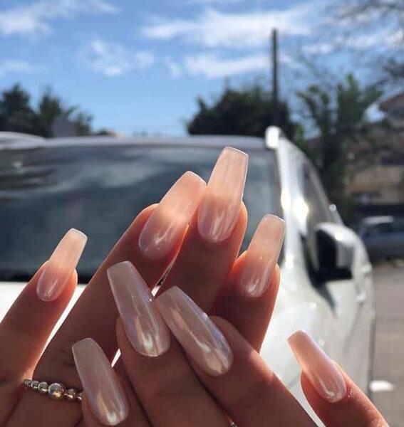 عکس طراحی ناخن شیک و ساده