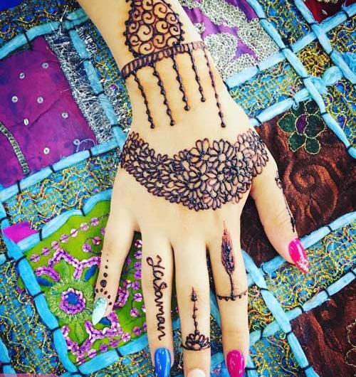 عکس حنا روی دست ظریف