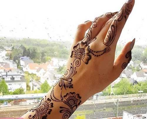 عکس حنا روی دست ظریف
