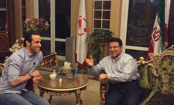 عکس علی کریمی با حسین هدایتی