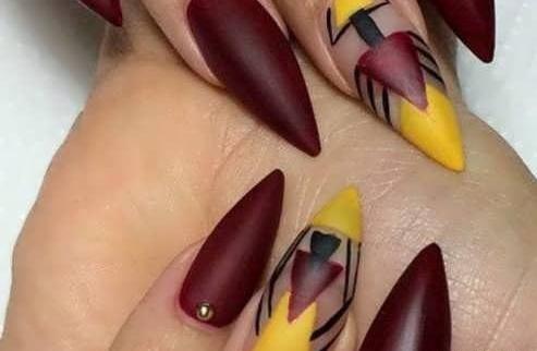 عکس طراحی ناخن فانتزی