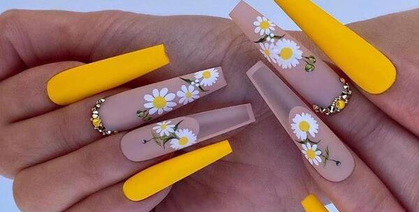عکس طراحی ناخن تابستانه