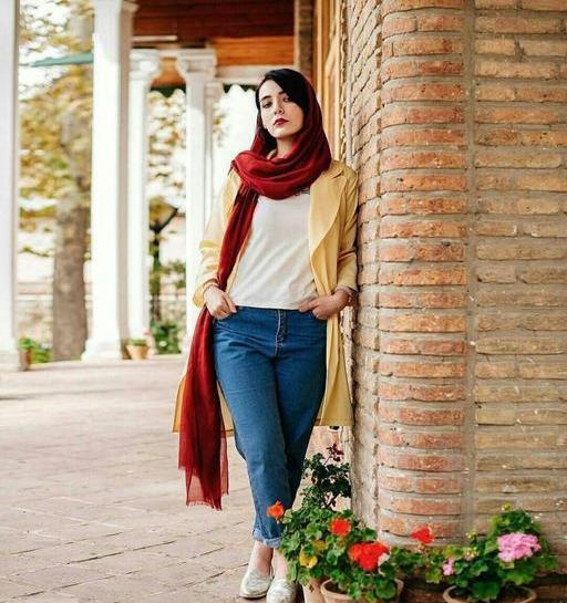 عکس ژست دخترانه در پارک