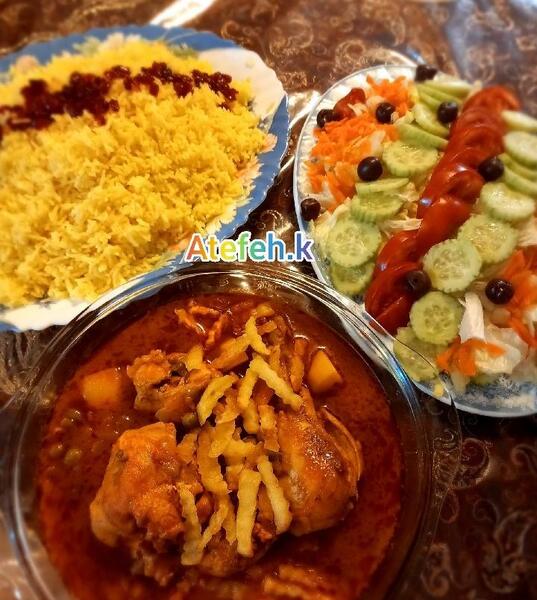 عکس زرشک پلو با مرغ و سالاد